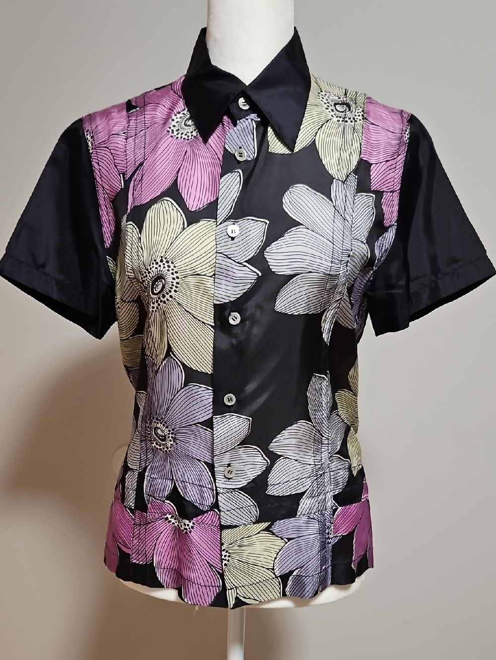 Black Floral Short-Sleeve Shirt with Pink & Cream Flowers